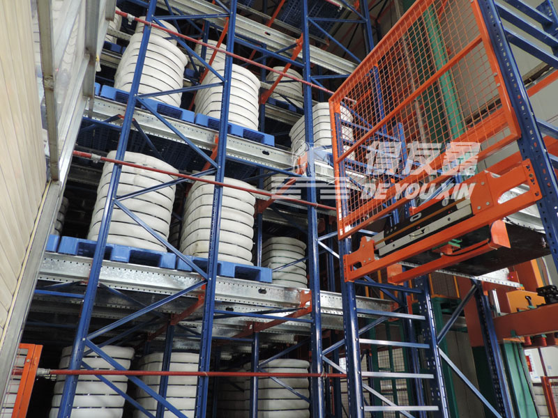 堆跺机穿梭车货架